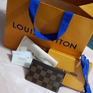 Louis Vuitton Card Holder (Damier Ebene)